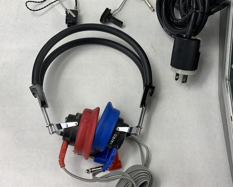 Beltone Special Instruments 119 Audiometer w/ Headphones - Untested