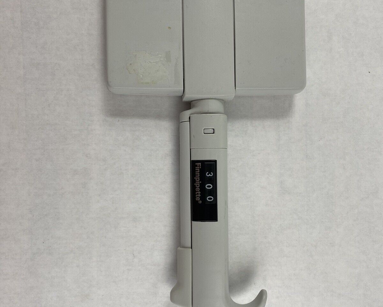 Thermo Finnpipette 4510 12-Channel Pipette 50-300 uL