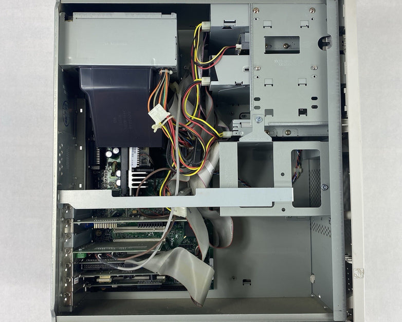 Gateway TBR3 550 PIII Pentium III 550MHz 128MB RAM No HDD No OS