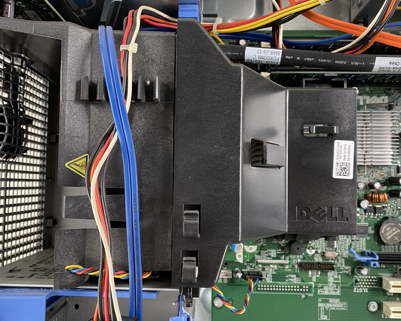 Dell OptiPlex 780 MT Intel Core 2 Duo E7500 2.93GHz 4GB RAM No HDD No OS