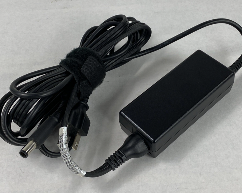 HP Spare Part No. 677774 65W 19.5V 3.33A AC Adapter Large Tip (Lot of 5)