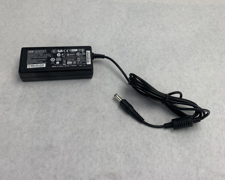 Lot of 5 APD NB-65B19 AC Adapter