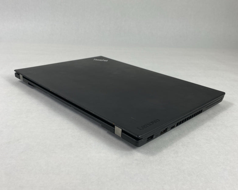 Lenovo ThinkPad T470 Core i5-7300U 2.60 GHz 8 GB RAM 14" No Battery No HDD No OS