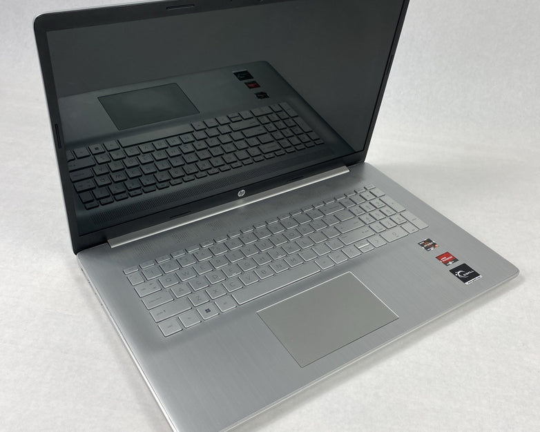 HP Laptop 17-cp1035cl AMD Ryzen 5 5625U 2.30 GHz 16 GB 17.3" No HDD No OS