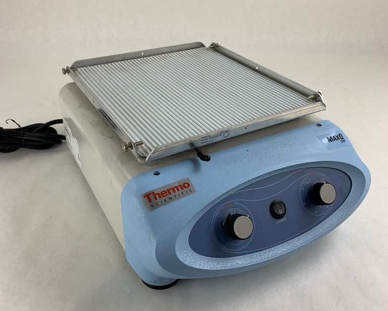 Thermo Scientific MaxQ 2508 Benchtop Orbital Platform Lab Shaker SHKA2508 Tested