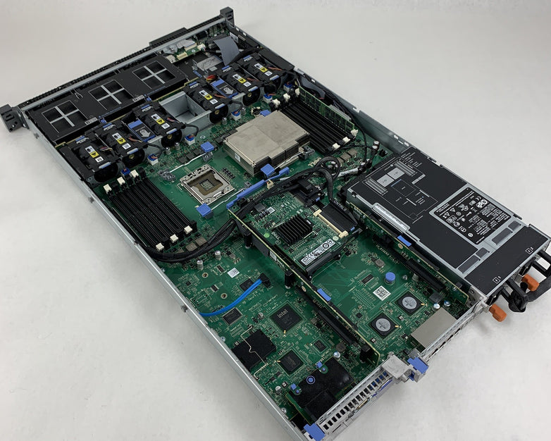 Dell PowerEdge R610 Server 1x Xeon E5520 2.27 GHz 16 GB RAM No HDD No OS