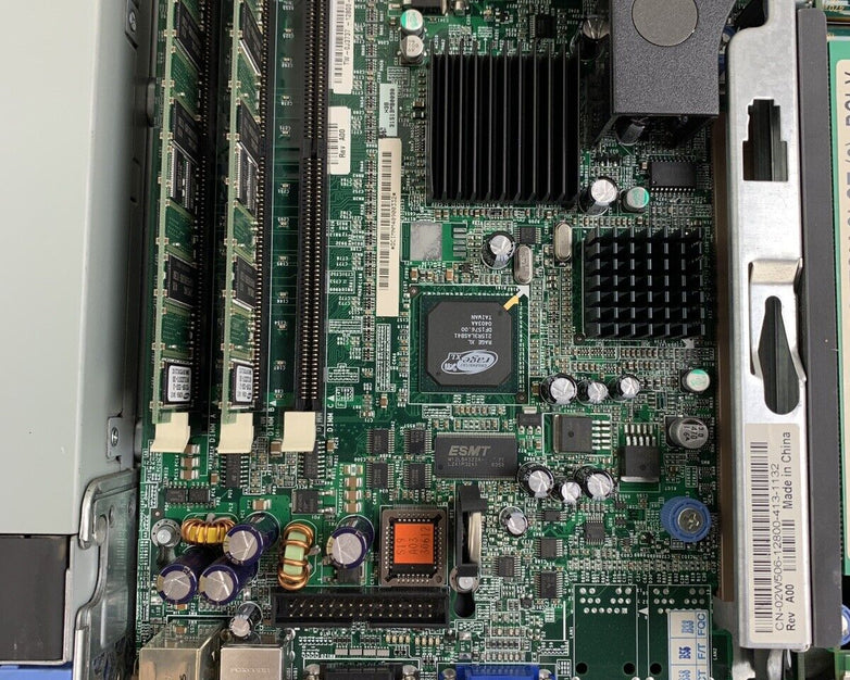 Dell PowerEdge 650 1x Pentium 4 2.4 GHz 512 MB Ram No OS No HDD
