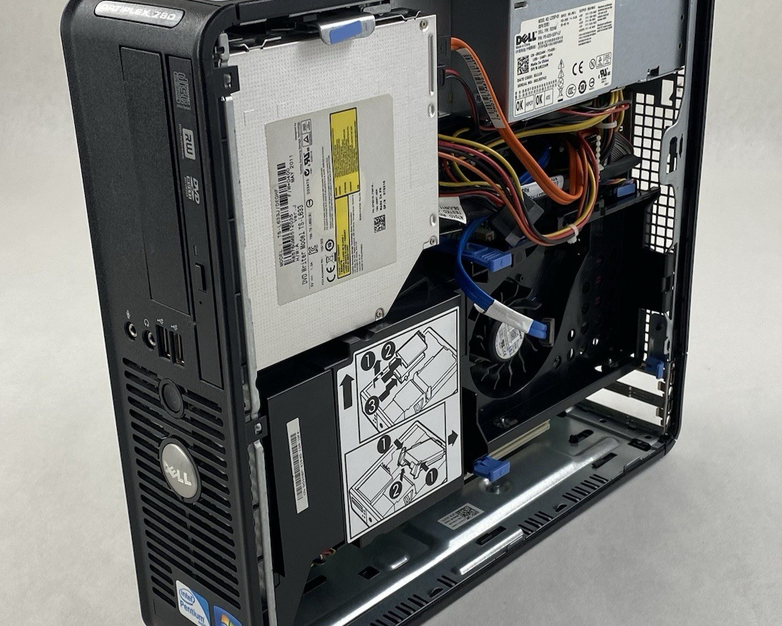 Dell OptiPlex 780 SFF Pentium Dual-Core E5800 3.20GHz 4GB RAM No HDD No OS