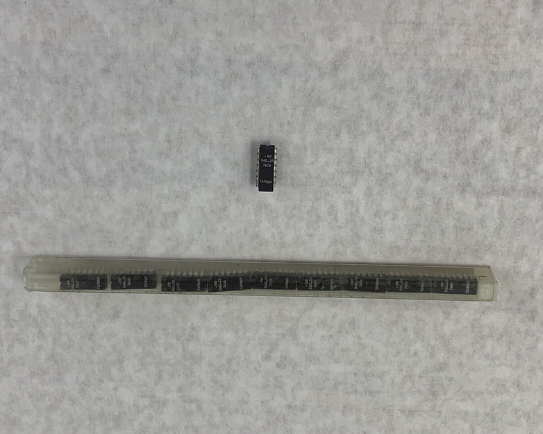 SW 946-2P STEWART WARNER IC Lot of 10 14-PIN