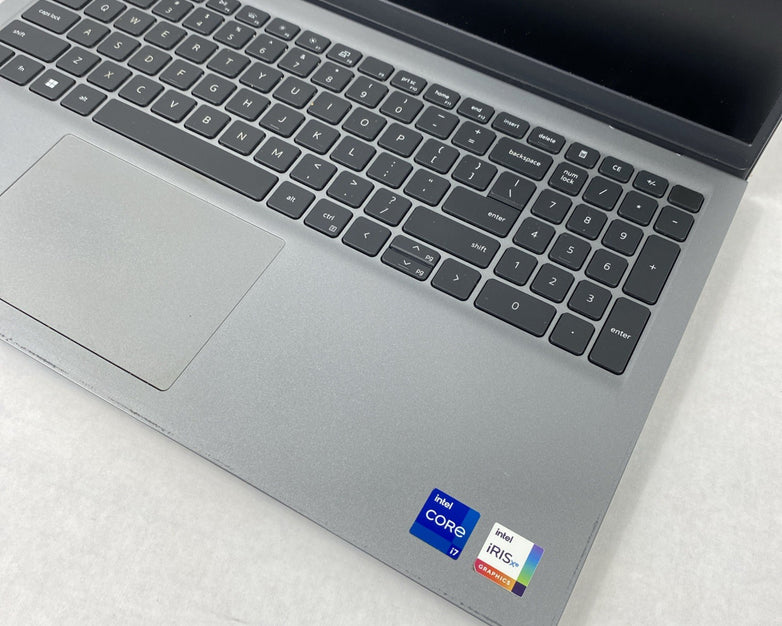 Dell Vostro 15 3530 Intel Core i7-1355U 1.77 GHz 16 GB RAM 15.6" No HDD No OS