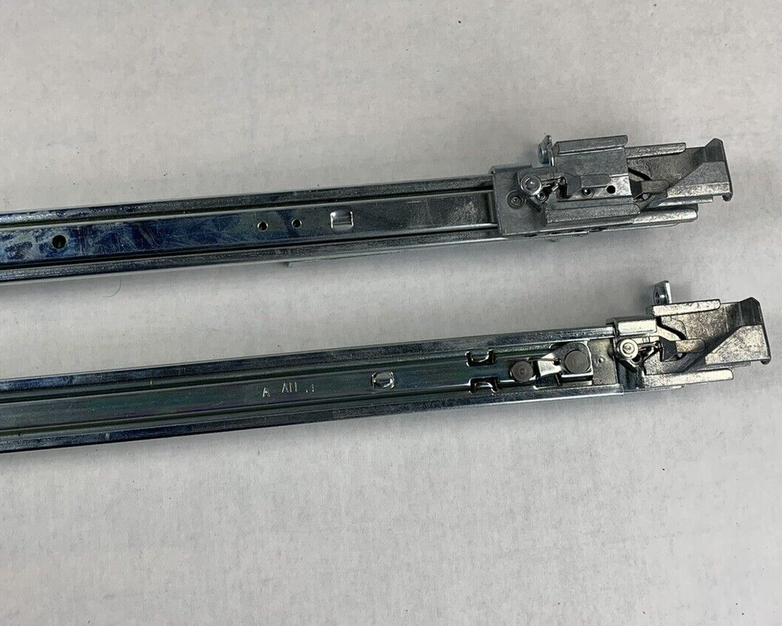 Dell 0J7817 Power Edge Rack Rail Kit