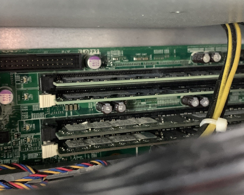 IBM System x3400 M2 Tower Server X3350 2.66 GHz 6 GB Ram No OS No HDD
