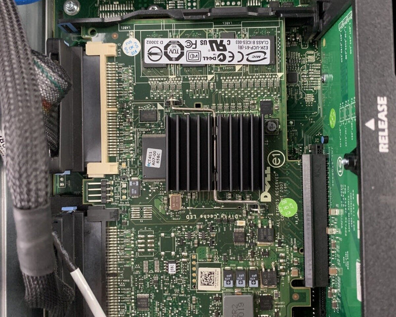 Dell PowerEdge R710 Server x2 Intel Xeon E-5640 2.67 GHz 32 GB RAM No HDD No OS