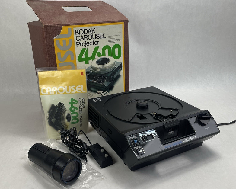 Kodak Carousel Projector 4600 With Schneider Lens For Parts
