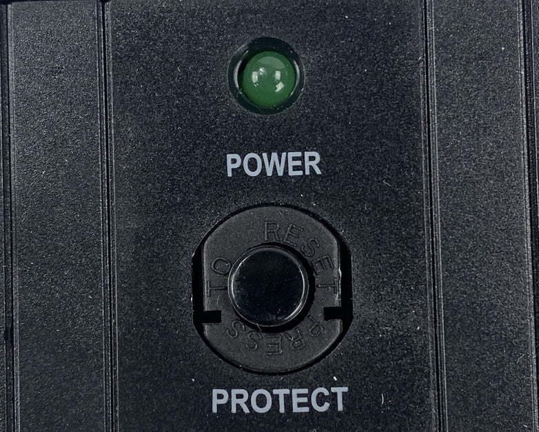 Chatsworth Products 025-907005-028 125VAC 2000W 8 Outlet Power Distribution Unit