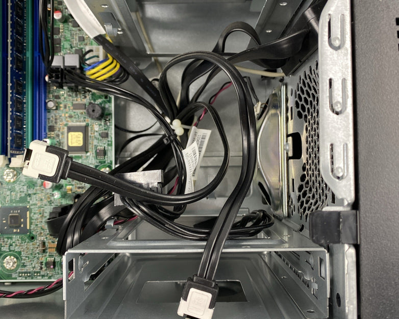 Lenovo ThinkCentre M83 MT Intel Core i5-4570S 2.90GHz 8GB RAM No HDD No OS