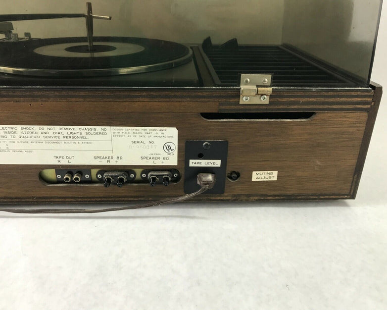 RCA VM6025W Stereo 8 Track Radio Turntable Record Player