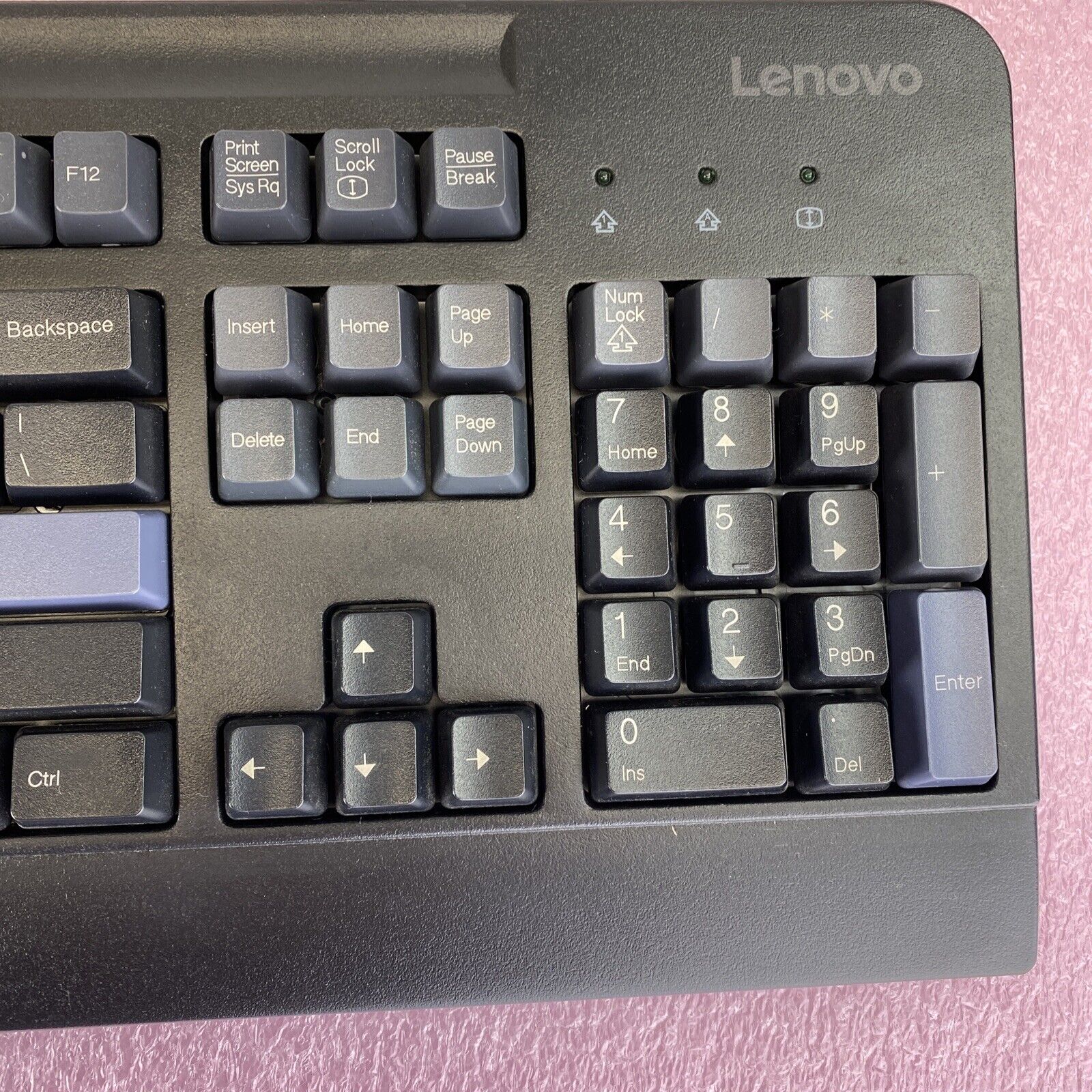 Lenovo SK-8825 Standard Keyboard USB wired Black tall quiet keys with pen holder