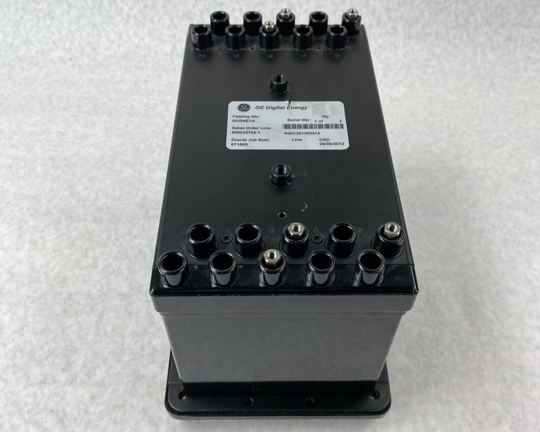GE Digital Energy 12IAV54E1A Voltage Relay 115 Volts 60 Cycles - Missing Cover