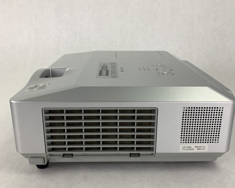 Hitachi CP-X300 3LCD Projector Conference 1080i HDMI LAMP W/ 330 Lamp Hours