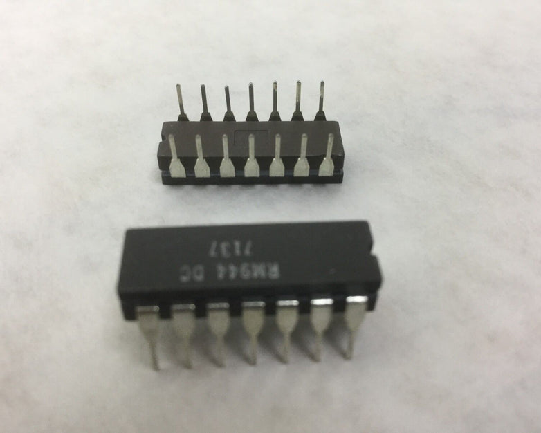 RM944 DC (7137) 14 Pin, Lot of 13, NEW