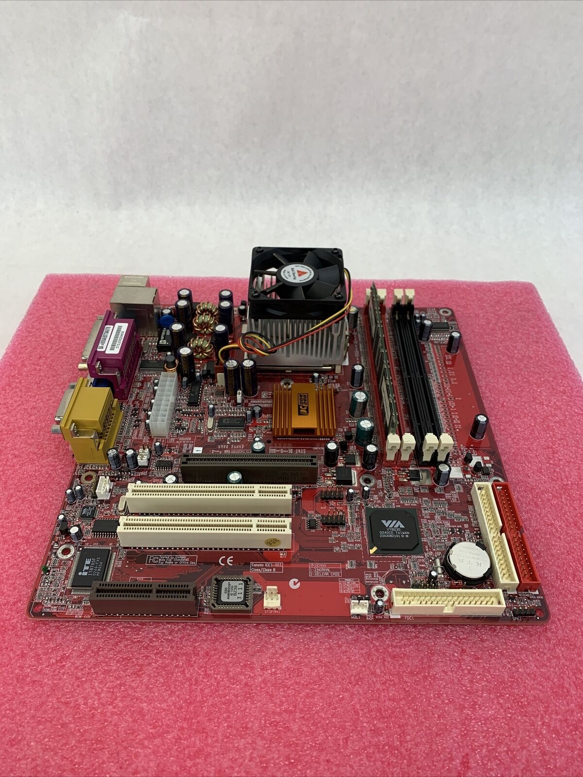 ECS M825VXX Motherboard AMD Duron 1.1GHz 68MB RAM
