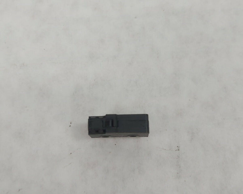 C&K Unimax Limit Roller Micro Switch 5047 250V LCGGXIAIOEC 9732