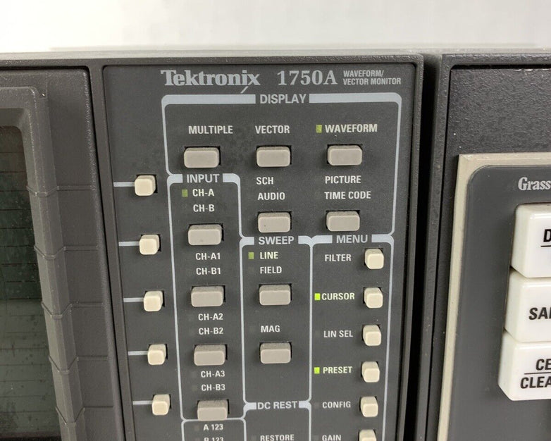 Tektronix 1750A Waveform Vector Monitor Power Tested for Parts and Repair