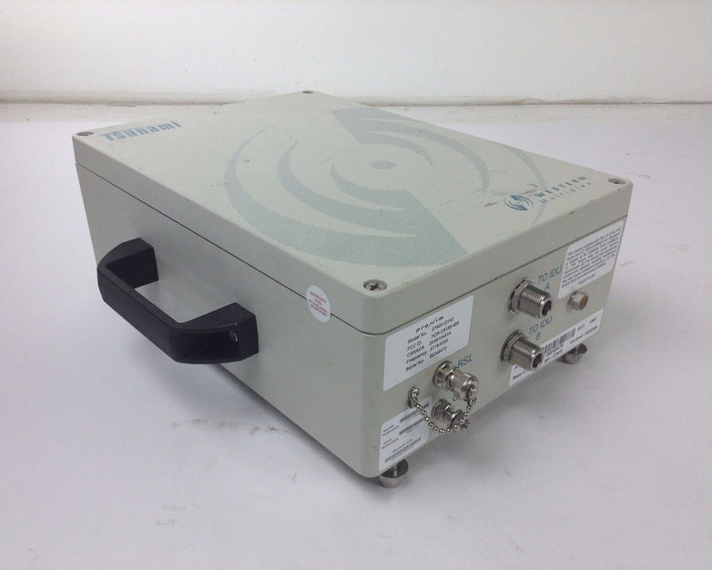 Western Multiplex Proxim Tsunami 27900-G1A2 56441 Wirelss Bridge