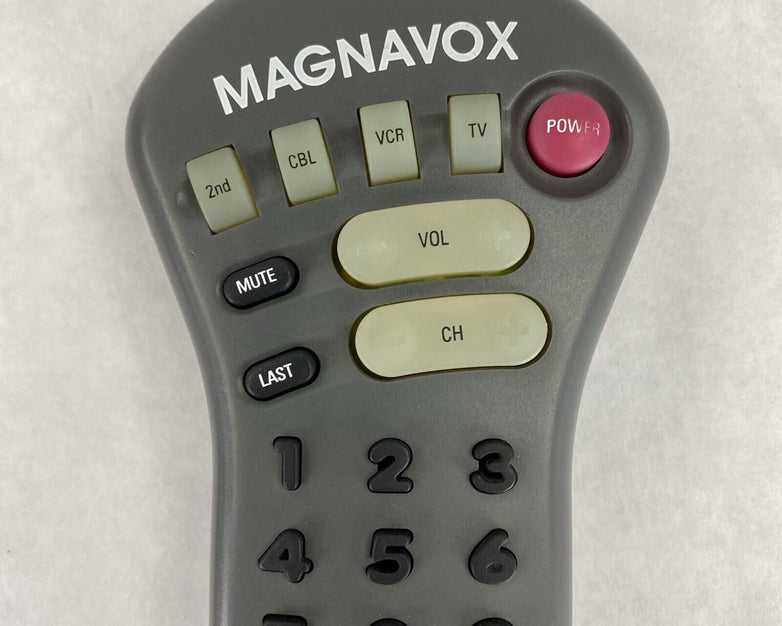 Magnavox 0335246 2-9511 Universal Video VCR TV Remote Control TESTED