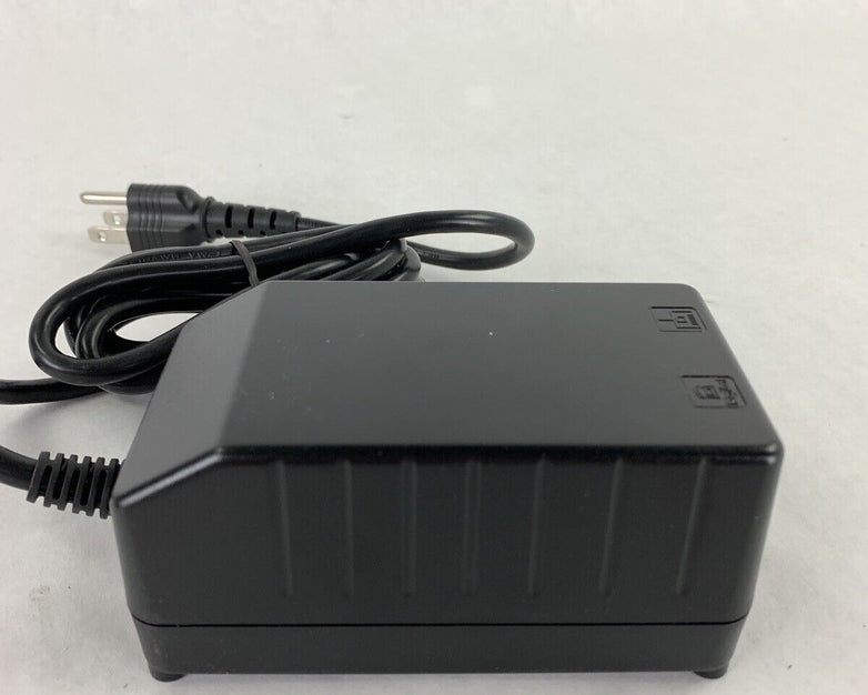 Box Opened Salcomp C39280-Z4-C511 Power Supply 120V AC 5VDC 60Hz