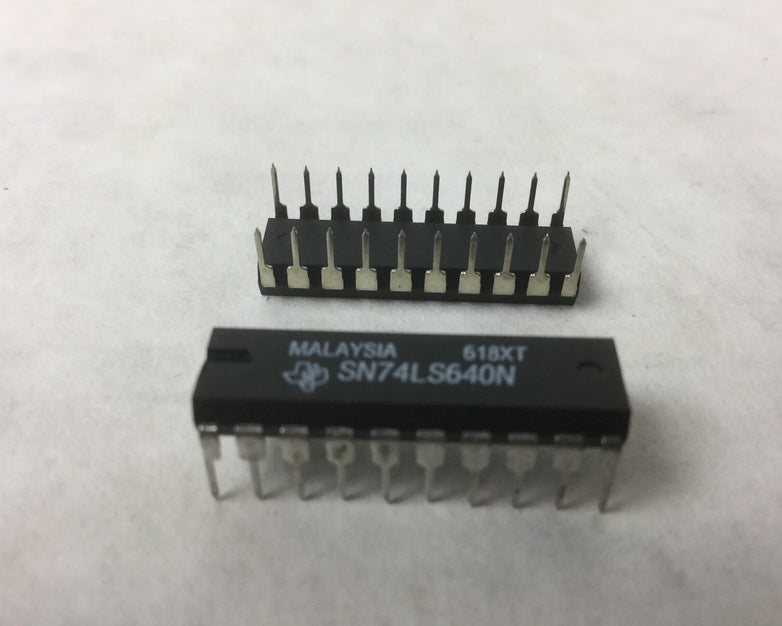TEXAS SN74LS640N, IC BUS TRANSCEIVER 8BIT 20 DIP, Lot of 2