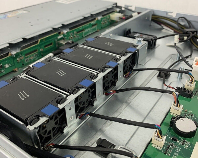 HP StoreEasy 1430 SATA Storage Server i3-3220T 2.8 Ghz 8 GB Ram No HDD & OS