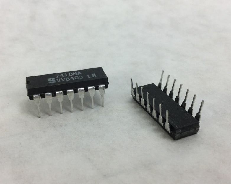 Signetics 7410NA 14 Pin Lot of 10 New