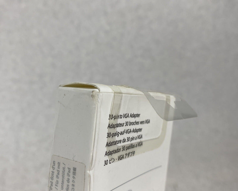 Genuine Apple A1368 MC552ZM/B 30 Pin To VGA Adapter NOS