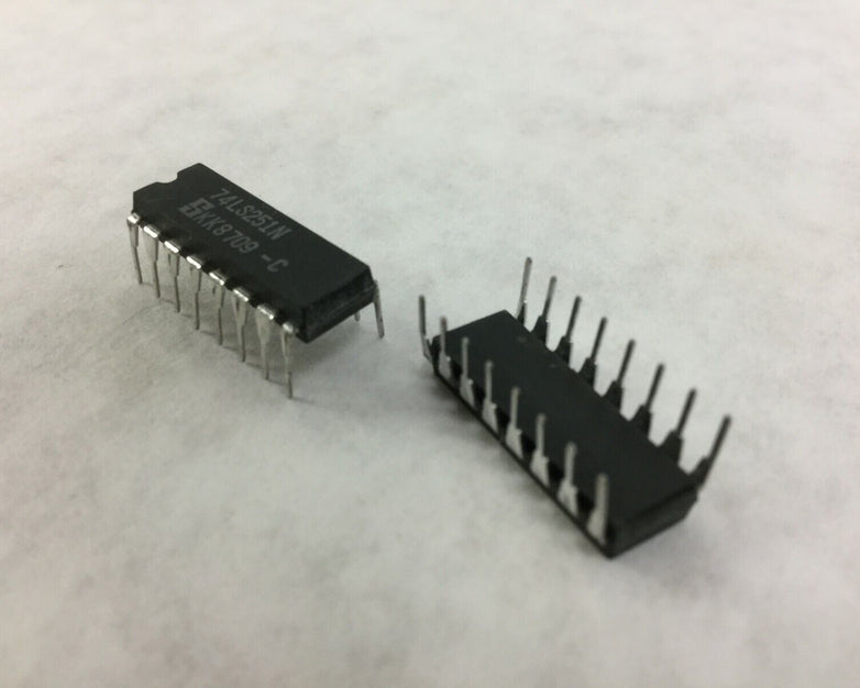NOS Signetics 74LS251N 3-STATE 1-of-8 Line Data Selector/Multiplexer Lot of 10
