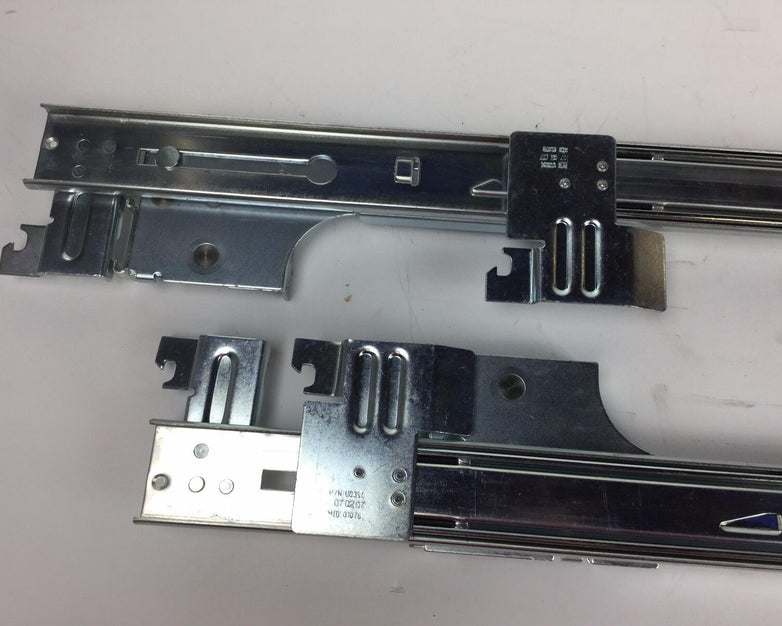Dell PowerEdge Server Rails CN-0UN443-01078-72C-0332 Rev A00