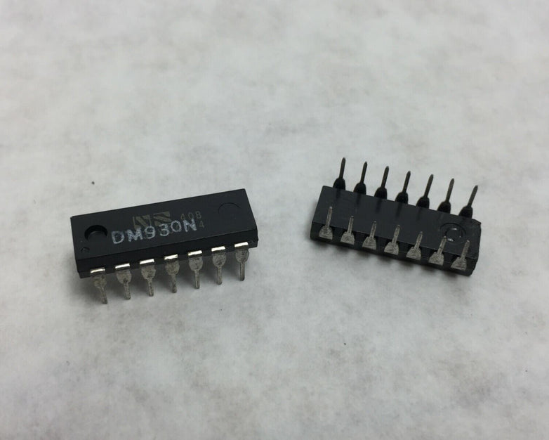 (6) DM930N Integrated Circuits Lot of 6