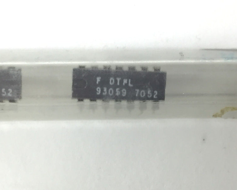 Unbranded F DTPL 93056 7052 14-Pin DIP Lot of 13