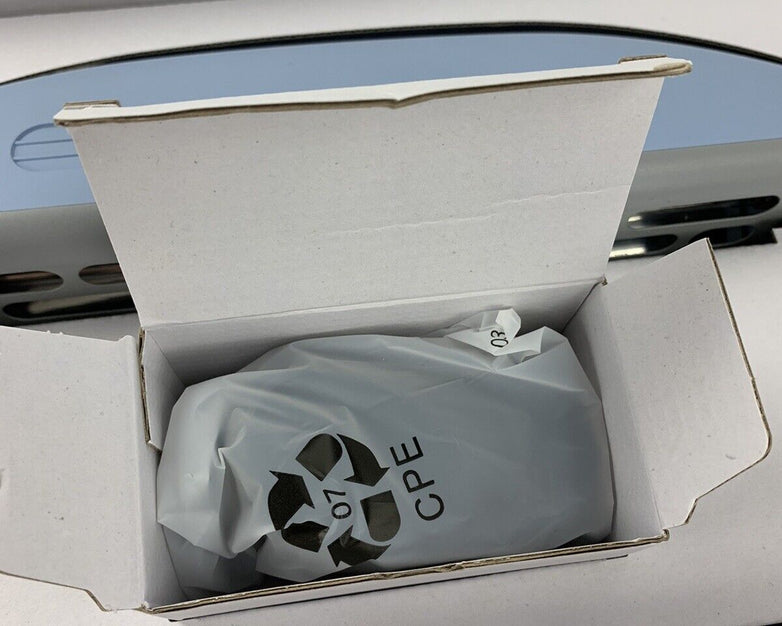 Box new Hamilton Buhl HygenX Portable and Cordless UV-C Sanitizer