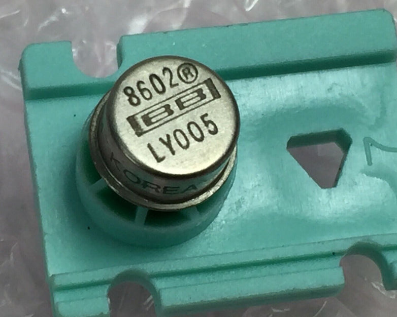 BB LY005 Integrated Circuit NOS