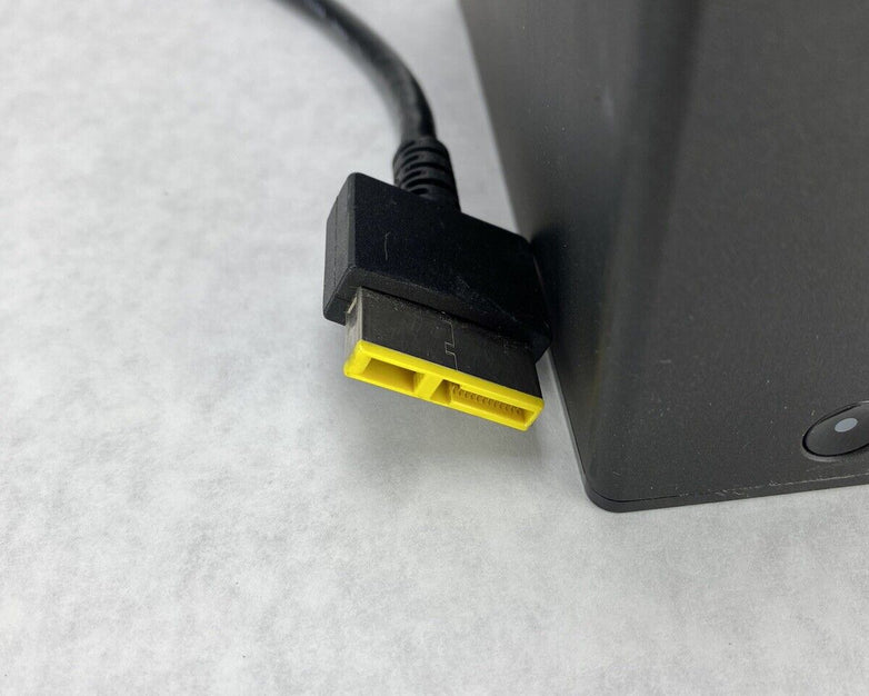 Lot of 10 Lenovo ThinkPad OneLink Docks Model DU9033S1