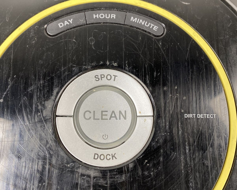 iRobot Roomba 650 Vacuuming Robot No Charging Dock BAD BATTERY