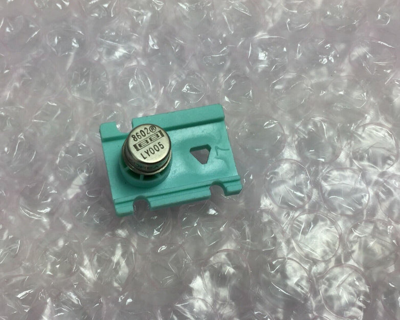 BB LY005 Integrated Circuit NOS