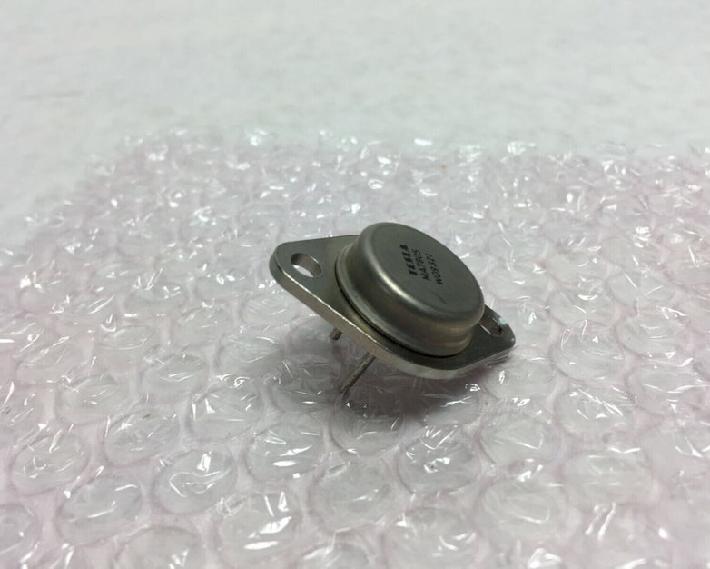NOS Telsa MA7805 Transistor Lot of 3
