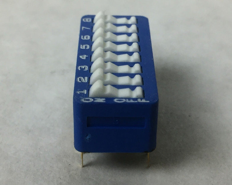 AMP 435640-5 Rocker Switch, NEW