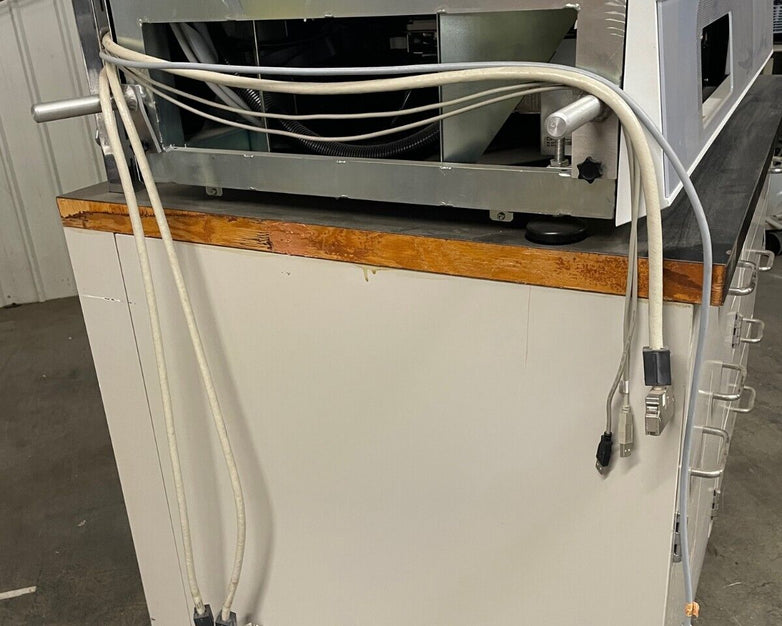 Gyros AB Gyrolab Immunoassays Laboratory Analysis System, GW10080, 2009