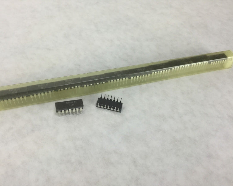 RM944 DC (7137) 14 Pin, Lot of 12, NEW