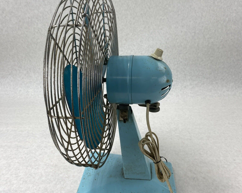 Vintage Superior Electric 1200 3-Speed Aqua Blue 120V 60Hz Table Fan