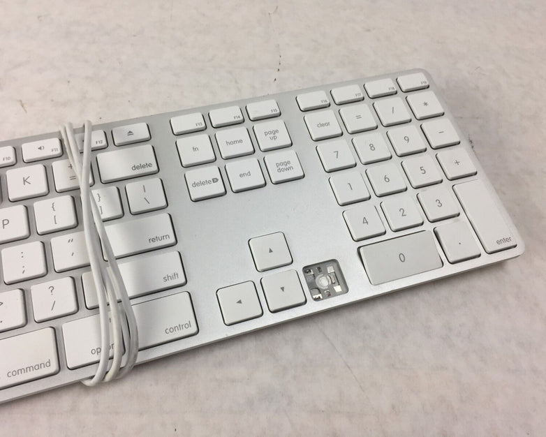 Apple A1243 MB110LL/A Wired Keyboard, Numeric Keypad A1243 Parts/Repair Lot (15)
